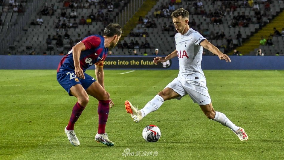 赛增添了更 赛增添了更